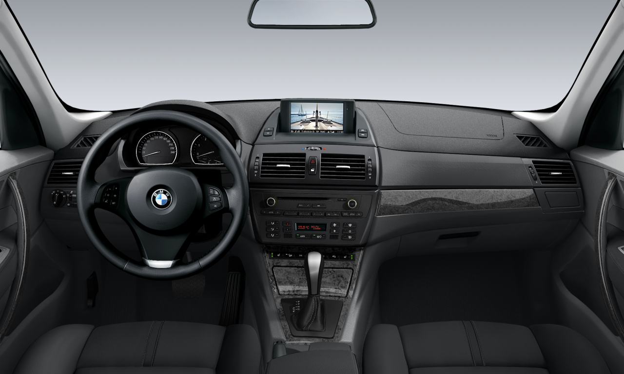 Interior of BMW X3 2.0d (E83 (MUE)), VIN WBAPE12030WJ87490