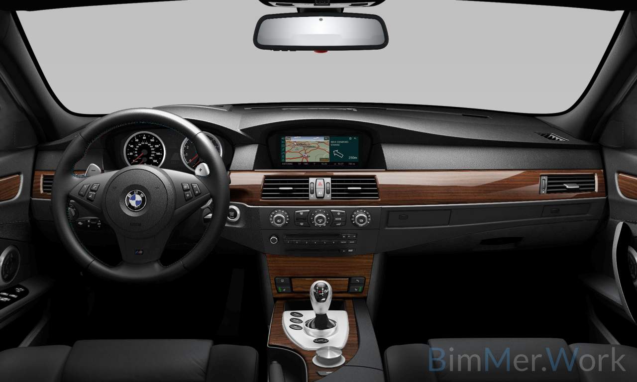 Interior of BMW M5 (Sedan (4 Doors)), VIN WBSNB93528CX10810