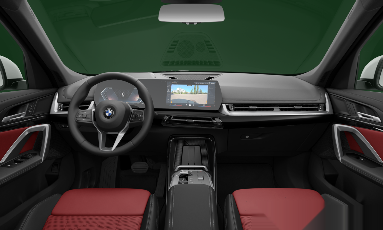 Interior of BMW X1 xDrive28i (U11), VIN WBX73EF0XS5209927