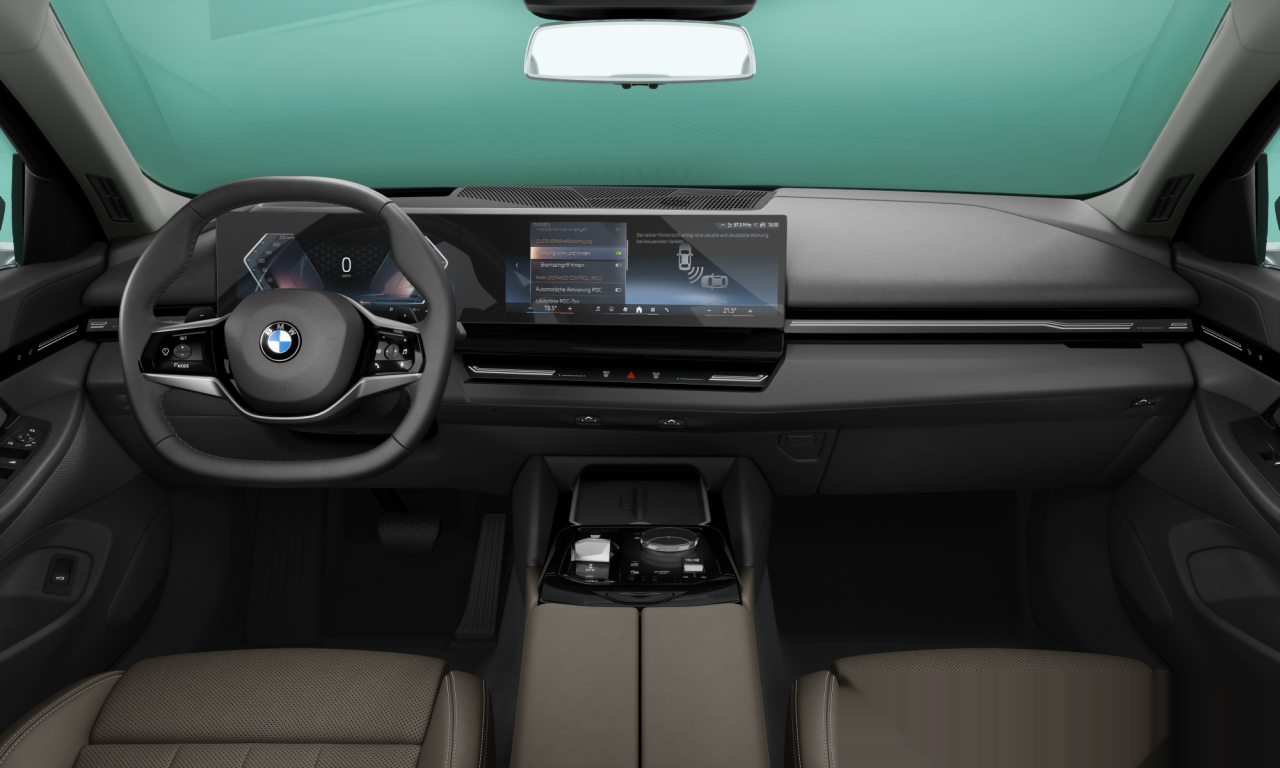 Interior of BMW 520i (G60), VIN WBA21FJ04RCR50491
