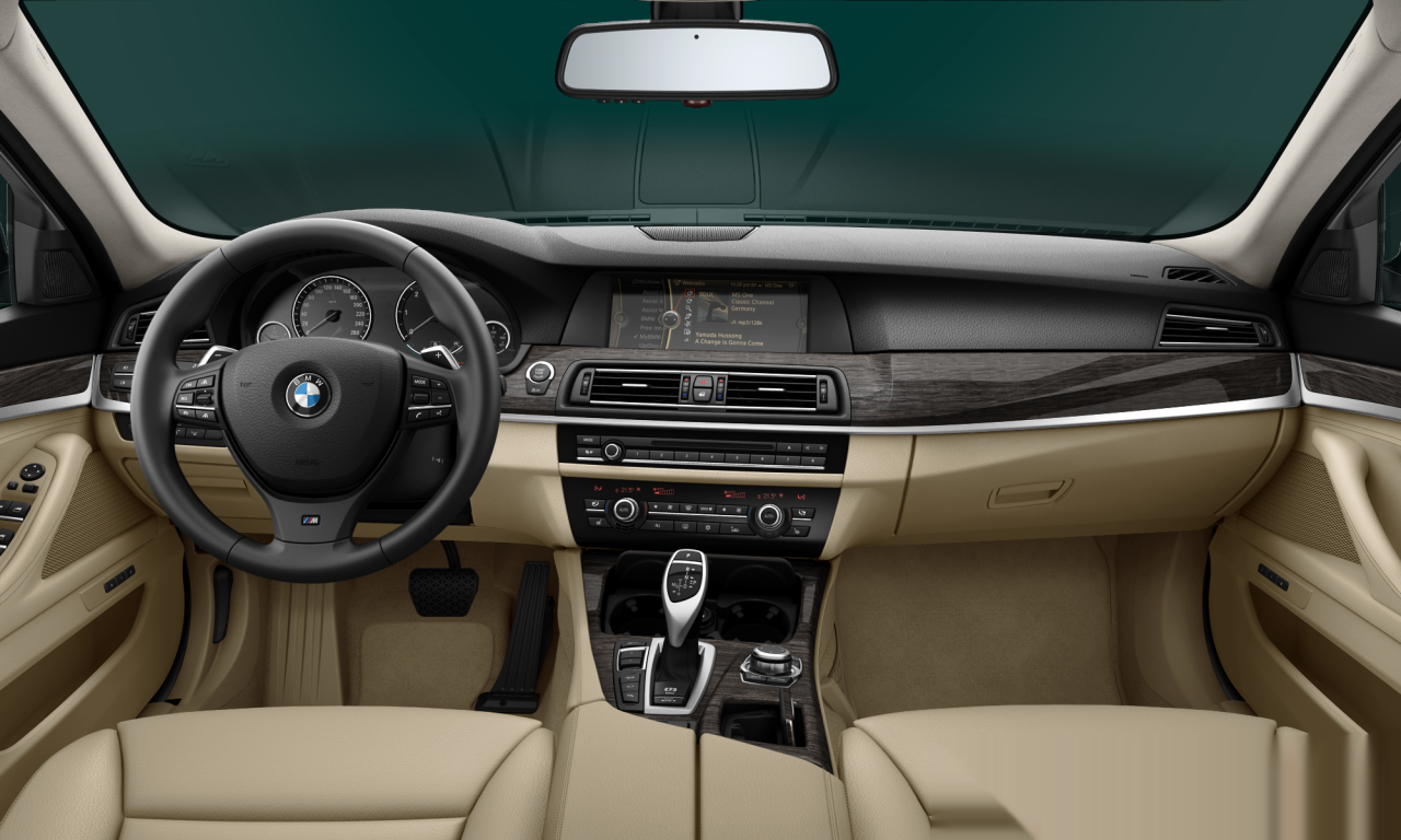 Interior of BMW 535d xDrive (F10), VIN WBAXA91050C587712