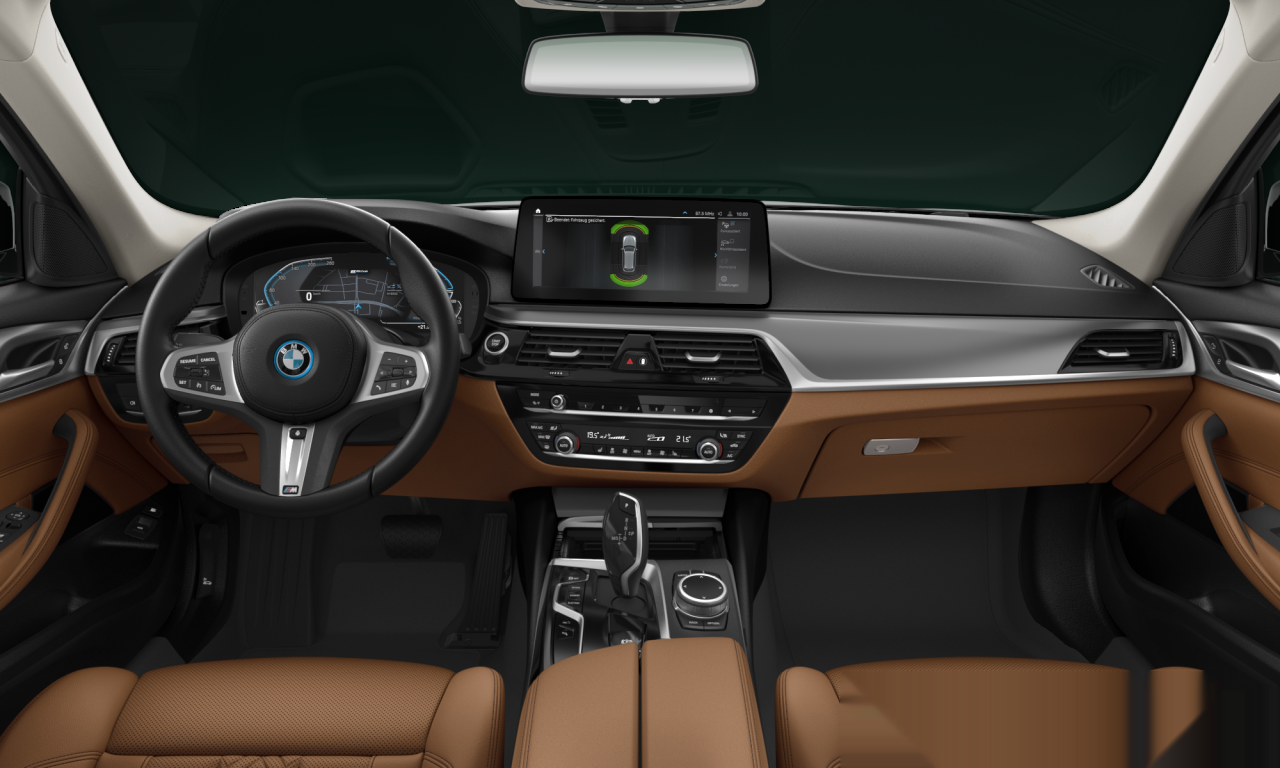 Interior of BMW 530e xDrive (G31 (MUE)), VIN WBA31CG00NCK52979