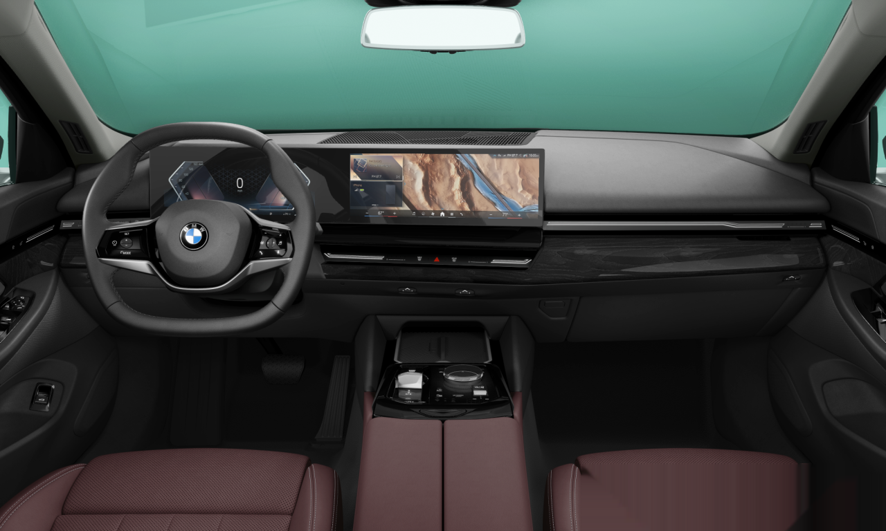 Interior of BMW 530i xDrive (G60), VIN WBA53FJ09RCS21216