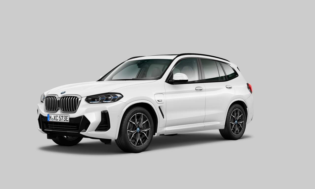 Exterior of BMW X3 xDrive30e (Sports Activity Vehicle (5 Doors)), VIN WBA61DP0809K35341