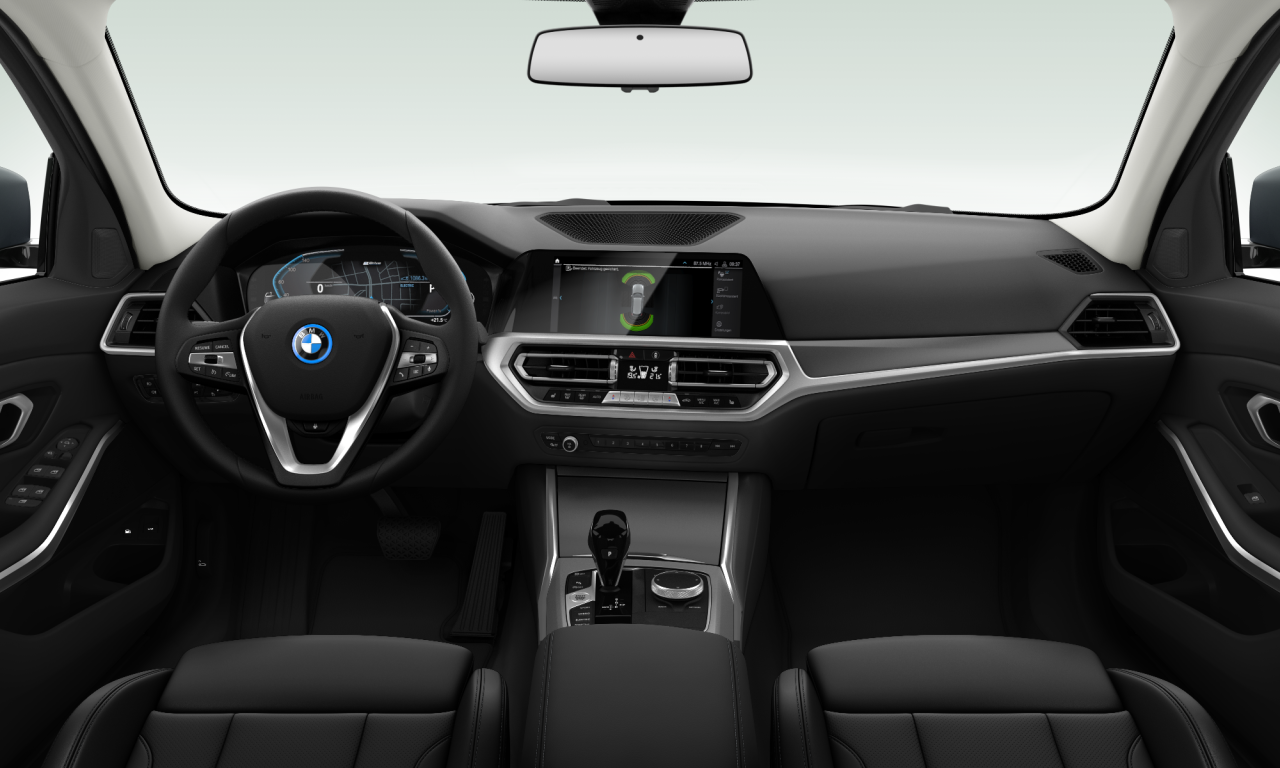 Interior of BMW 320e (G21), VIN WBA6N91020FM99876