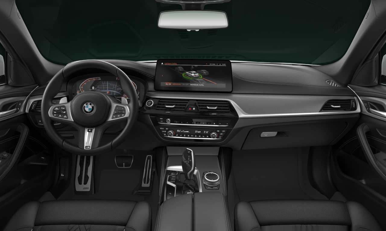 Interior of BMW 540i xDrive (G30 (MUE)), VIN WBA73BJ07NCK26622