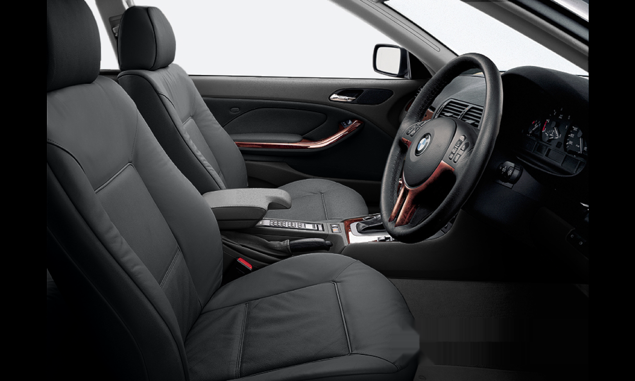 Interior of BMW 330Cd (E46 (2FL)), VIN WBABV92060PP83079