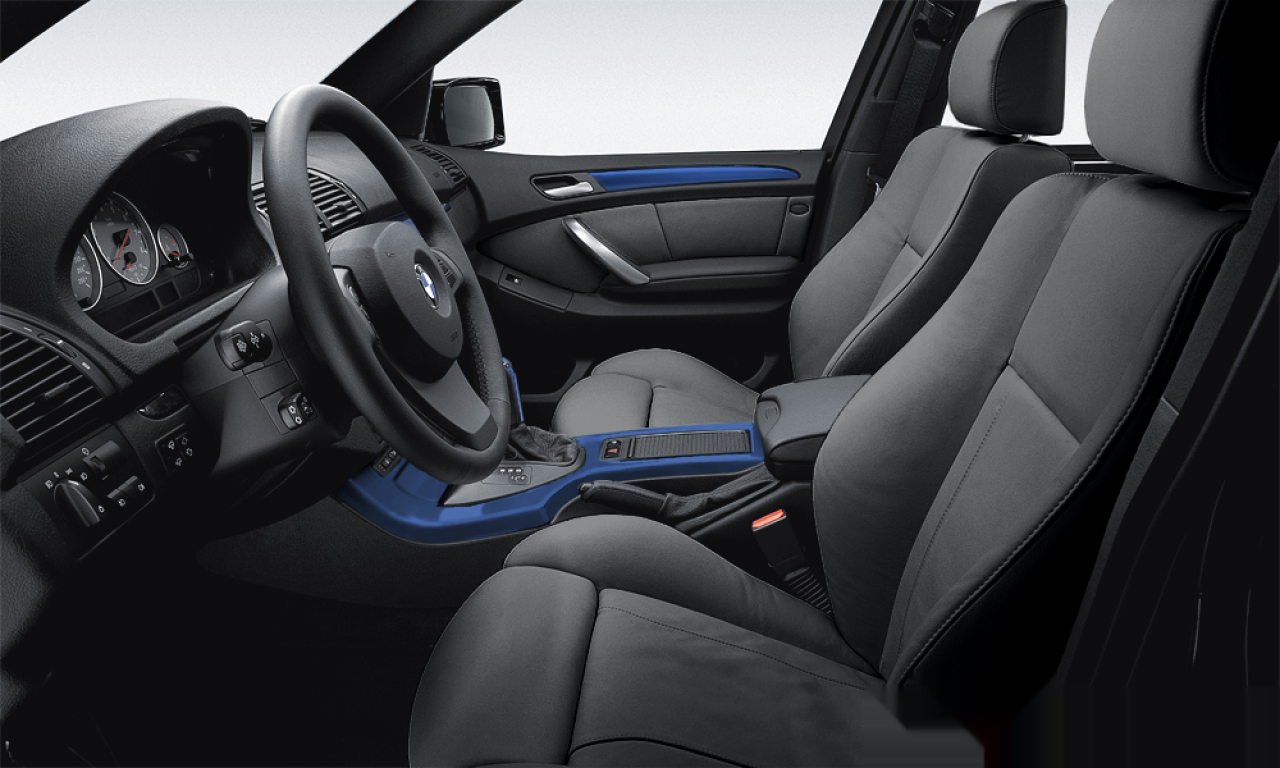 Interior of BMW X5 4.8is (E53), VIN WBAFA91000LD78702