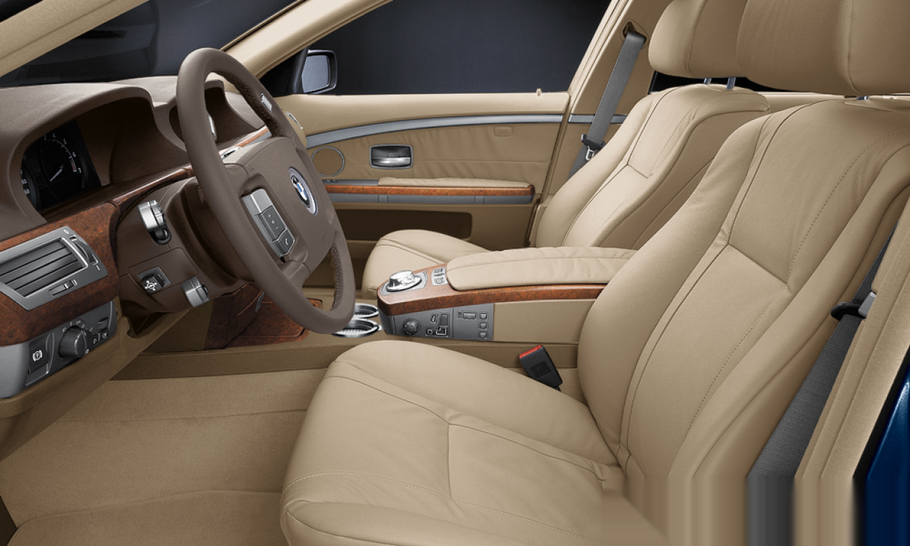 Interior of BMW 735Li (E66), VIN WBAGN42000DE20791
