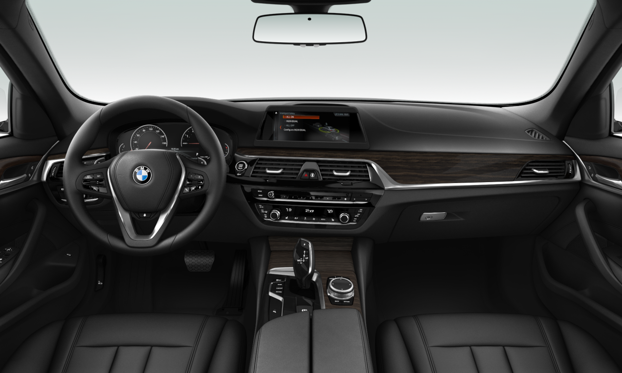 Interior of BMW 530i xDrive (G30), VIN WBAJA7C54JWC77105