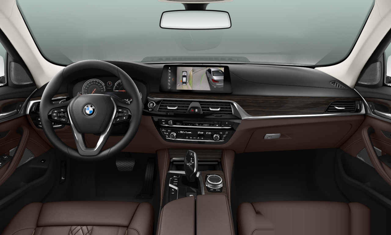 Interior of BMW 540i (G30), VIN WBAJB3102HG459089