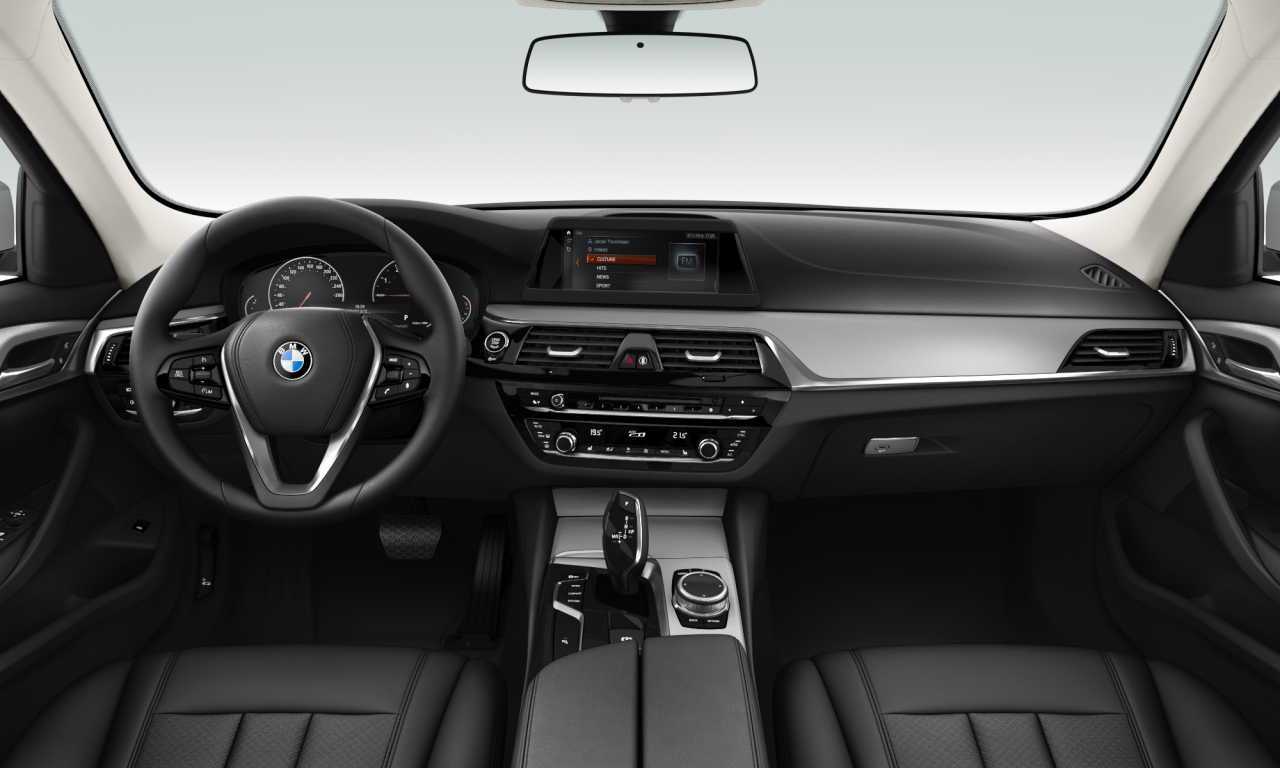 Interior of BMW 520d (G31), VIN WBAJM710XJB068762