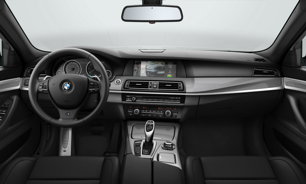 Interior of BMW 520d (F11), VIN WBAMX11090DY04014