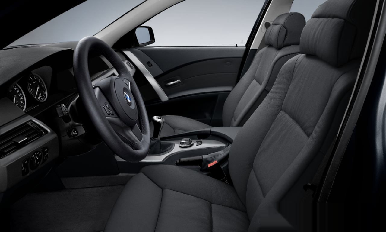 Interior of BMW 525d (E61), VIN WBANJ51050B416643