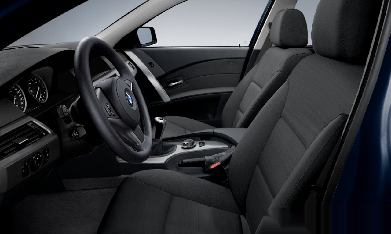 Interior of BMW 530d (E60), VIN WBANR71070CP90539