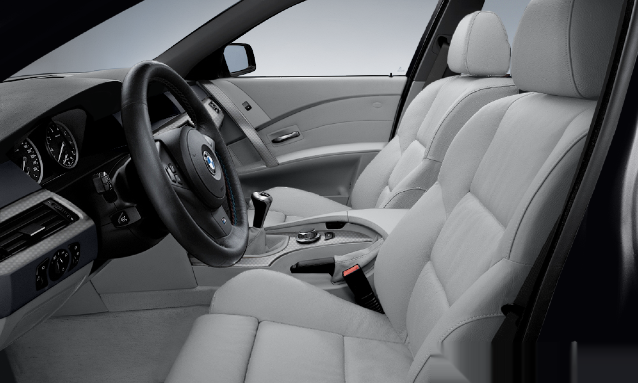 Interior of BMW 530d (E60), VIN WBANR71080CP90520