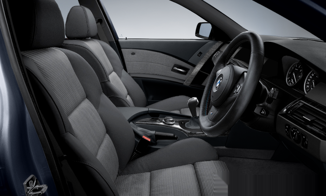 Interior of BMW 530d (E60), VIN WBANR72030CR85522