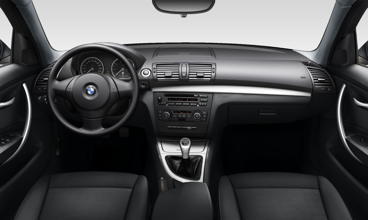 Interior of BMW 118d (E87 (MUE)), VIN WBAUD71000P216027