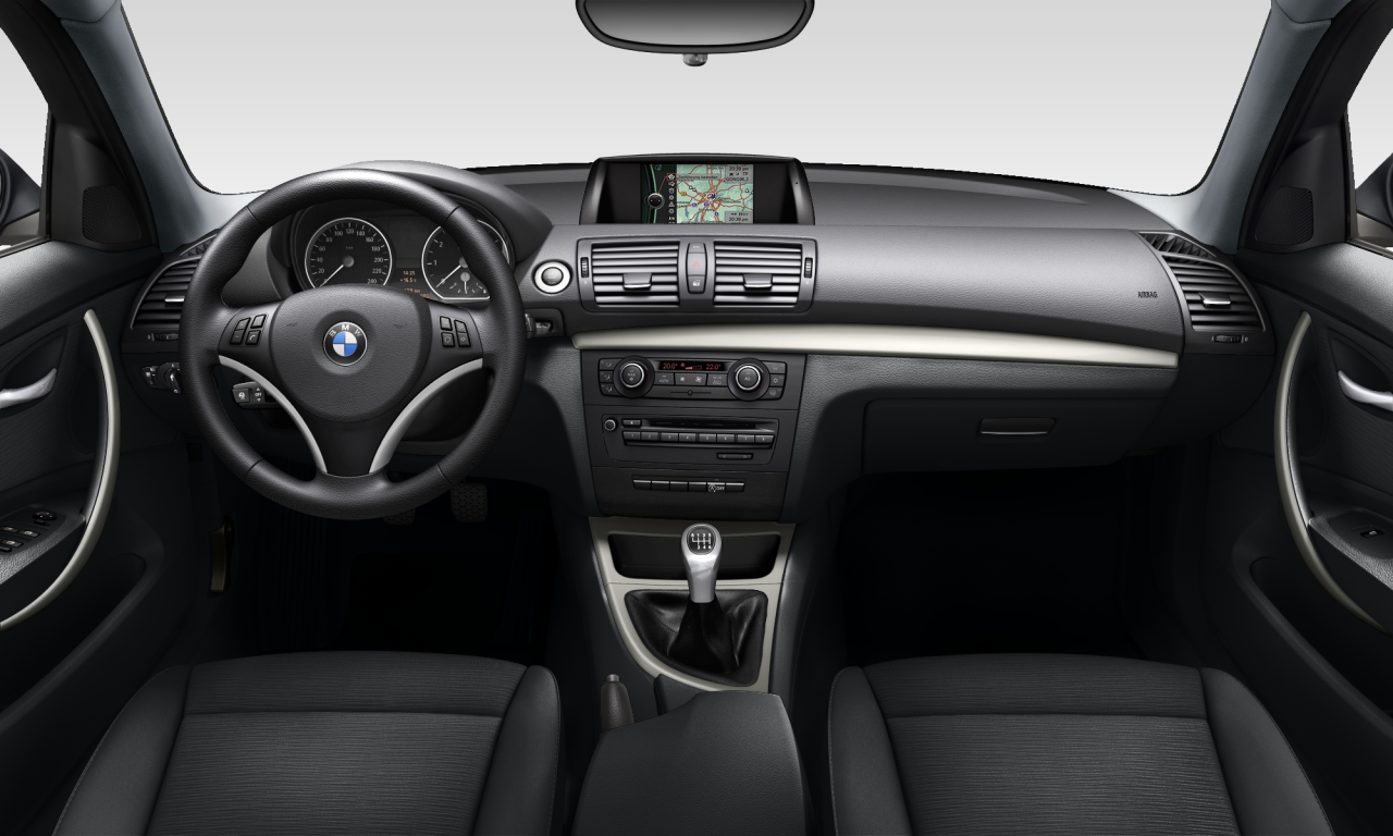Interior of BMW 118d (E87 (MUE)), VIN WBAUD71030P402905