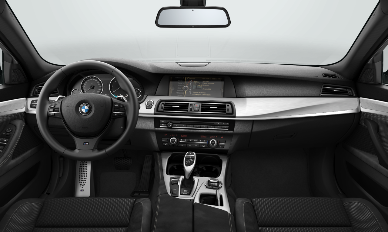 Interior of BMW 525d xDrive (F11), VIN WBAXB91010DX44577