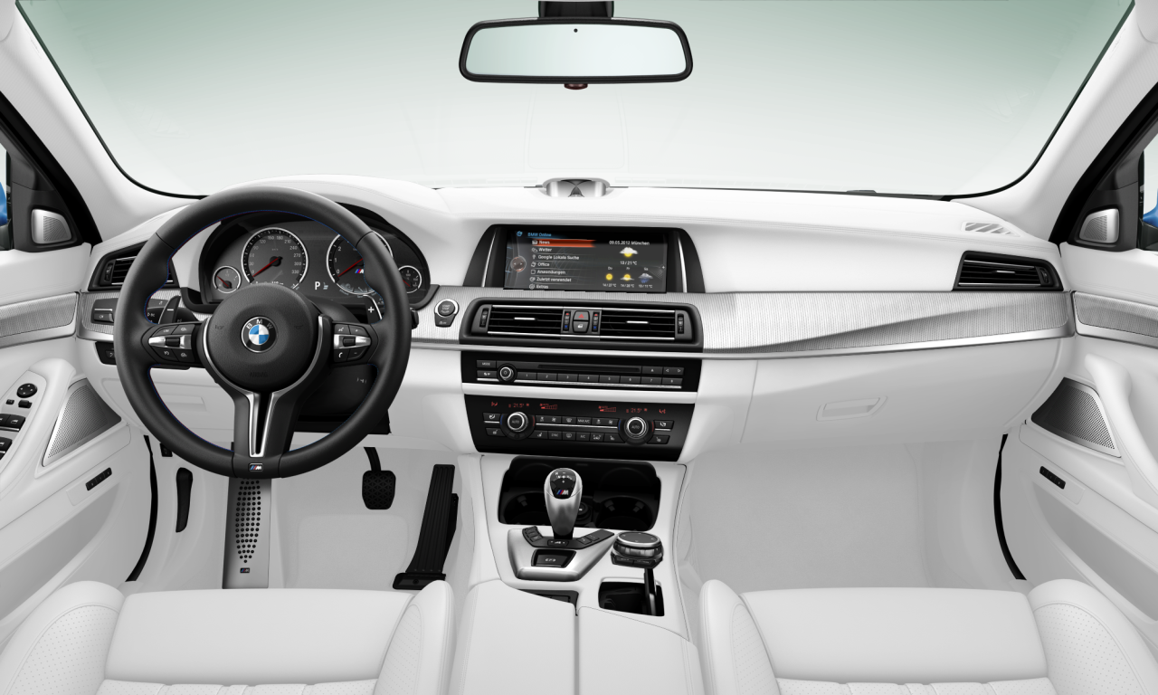 Interior of 2014 BMW M5 (F10 (M5)), VIN WBSFV9100FD095233